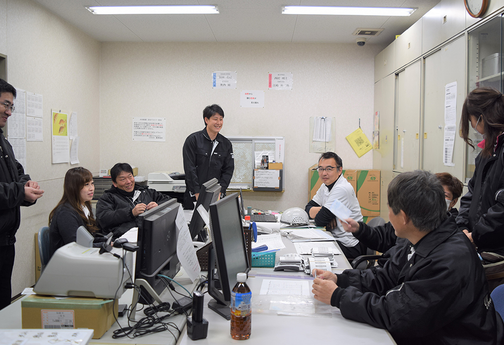 サービス名